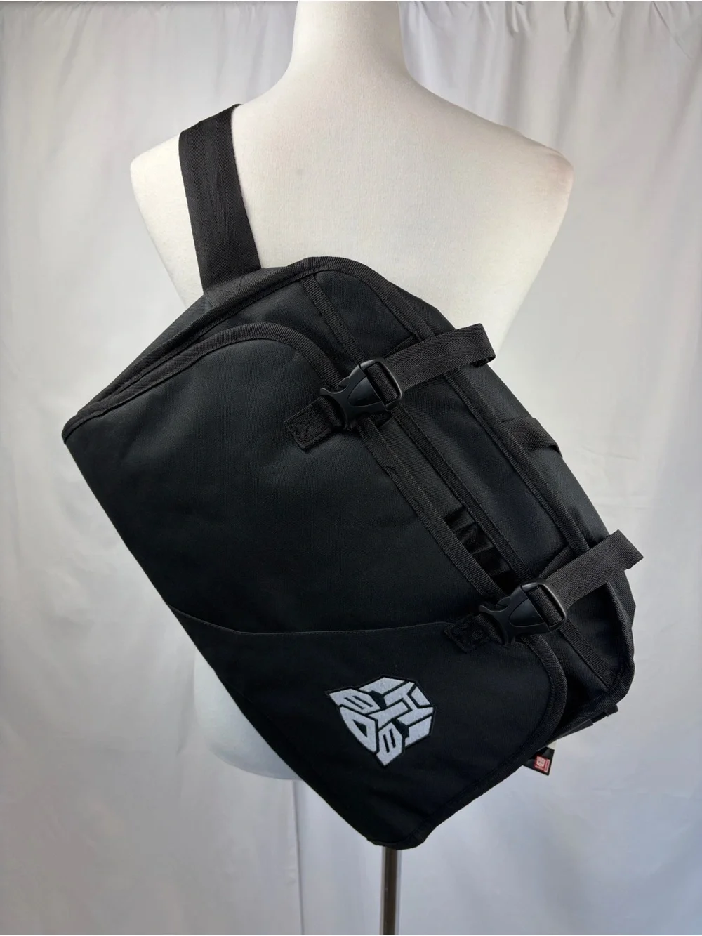 Loot Crate Transformers Messenger Bag NWT Flaws Gaming Computer Optimus Prime